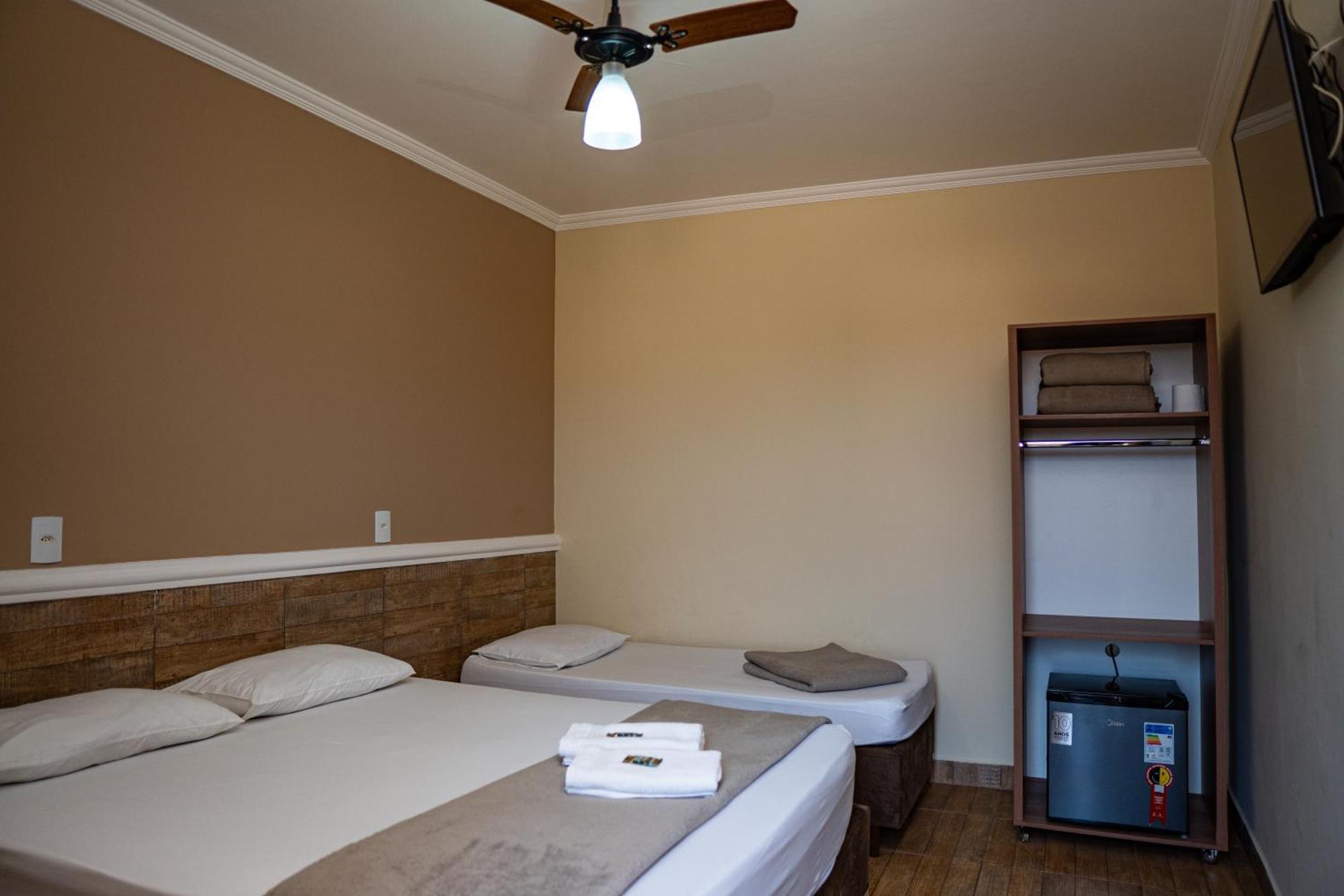 Hotel Nixon Proximo, Rodoviaria, Prefeitura E A Matriz Central Itaí المظهر الخارجي الصورة