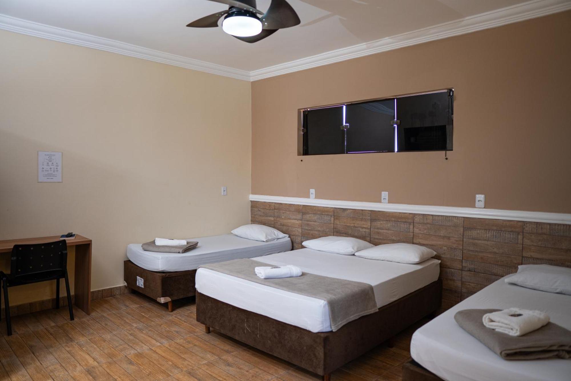 Hotel Nixon Proximo, Rodoviaria, Prefeitura E A Matriz Central Itaí المظهر الخارجي الصورة