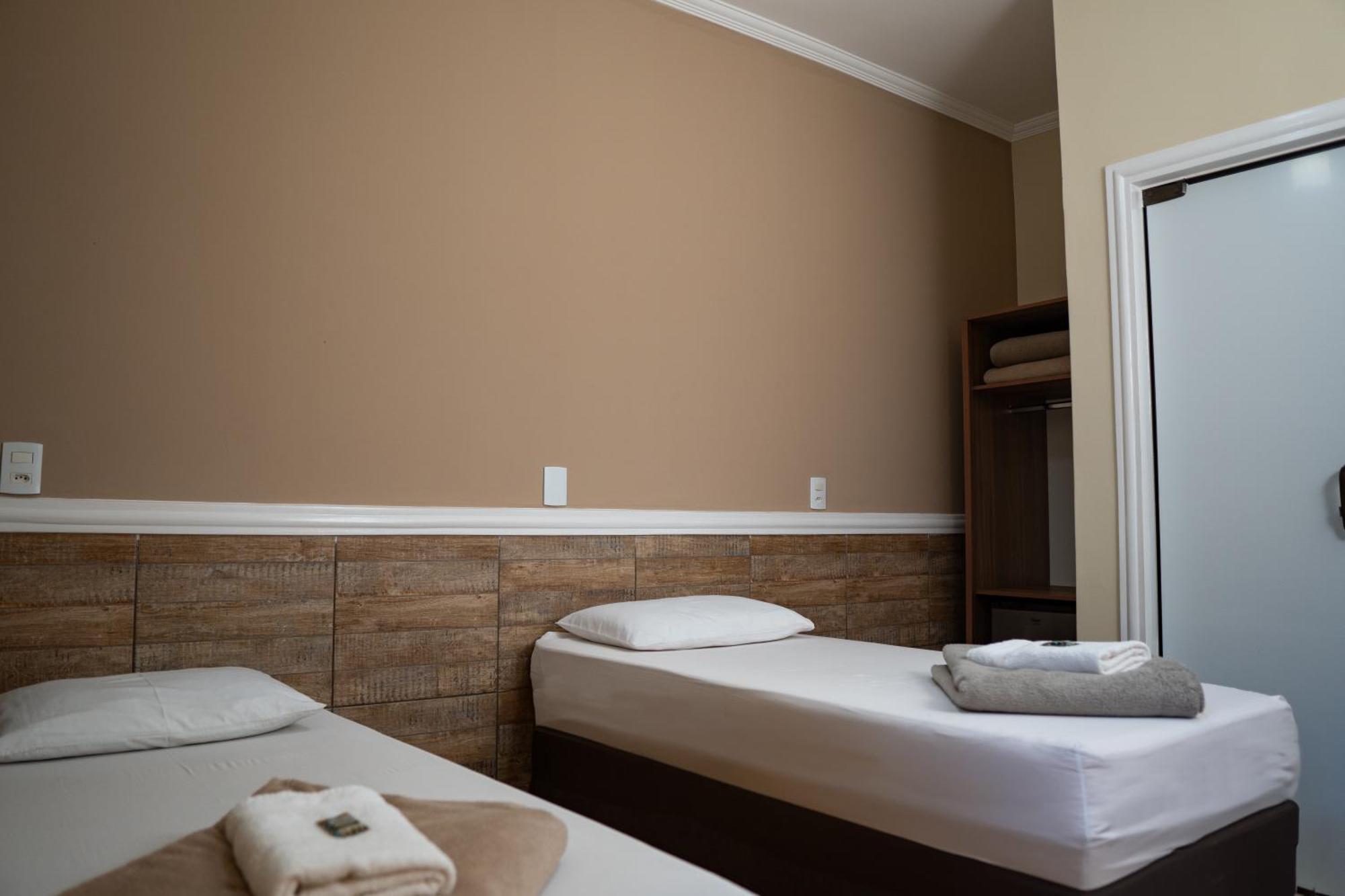 Hotel Nixon Proximo, Rodoviaria, Prefeitura E A Matriz Central Itaí المظهر الخارجي الصورة
