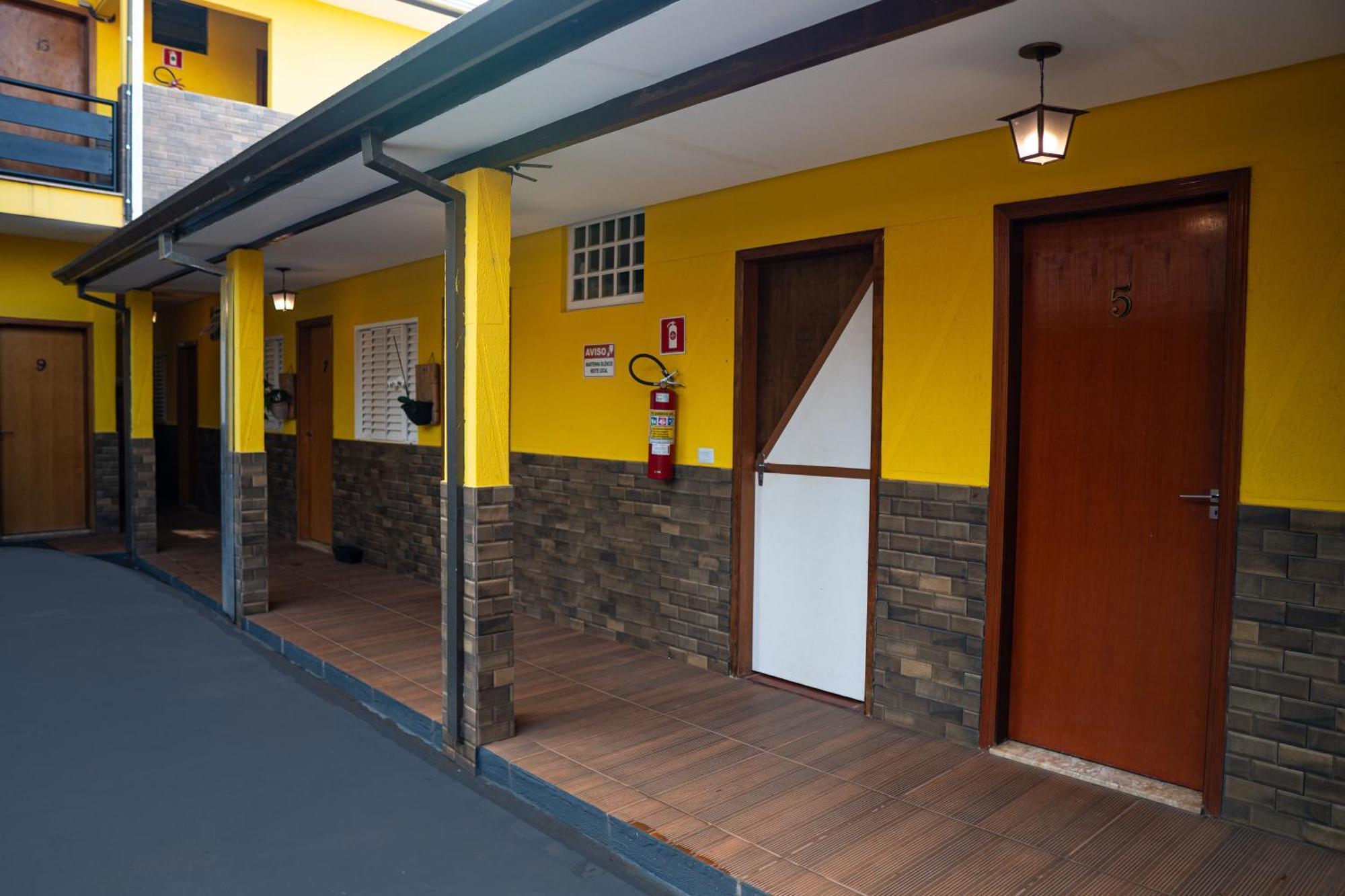 Hotel Nixon Proximo, Rodoviaria, Prefeitura E A Matriz Central Itaí المظهر الخارجي الصورة