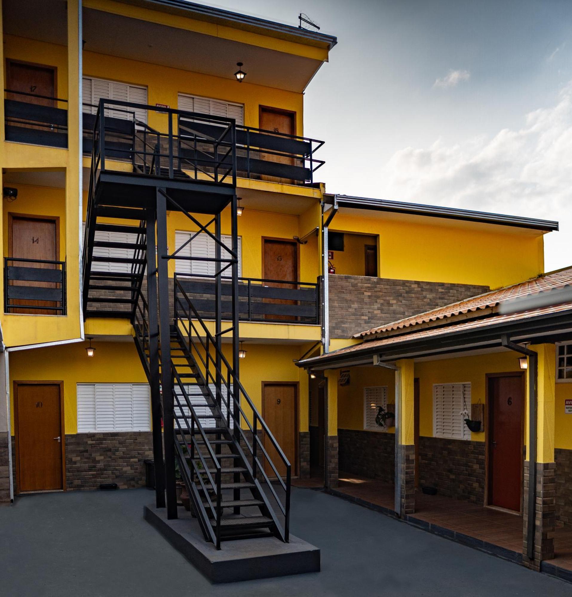 Hotel Nixon Proximo, Rodoviaria, Prefeitura E A Matriz Central Itaí المظهر الخارجي الصورة